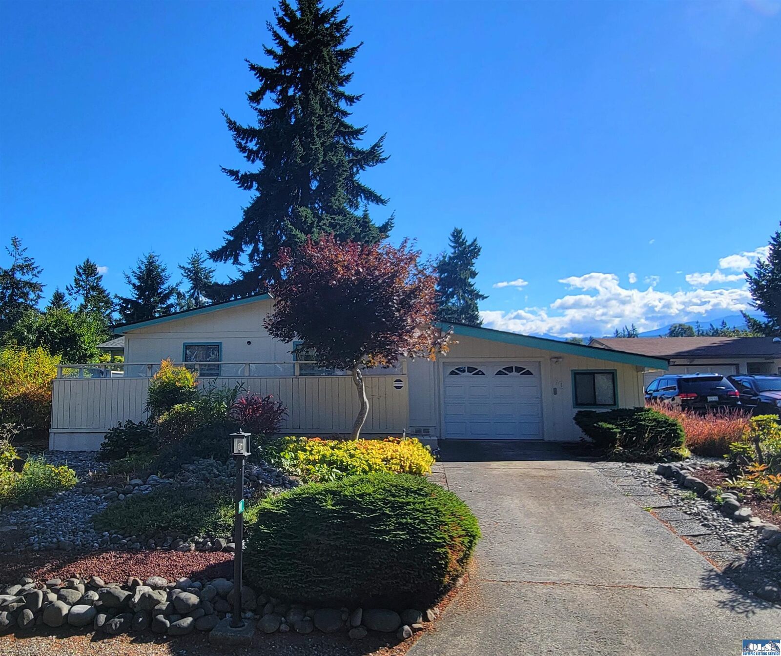 3 bed Sequim home for sale 90 Parkwood Boulevard, Sequim, WA 98382