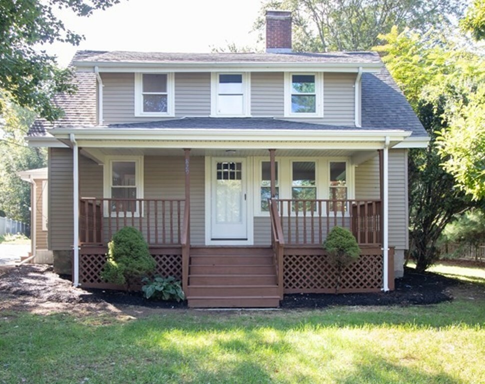 Property Photo:  829 Middleboro Ave  MA 02718 