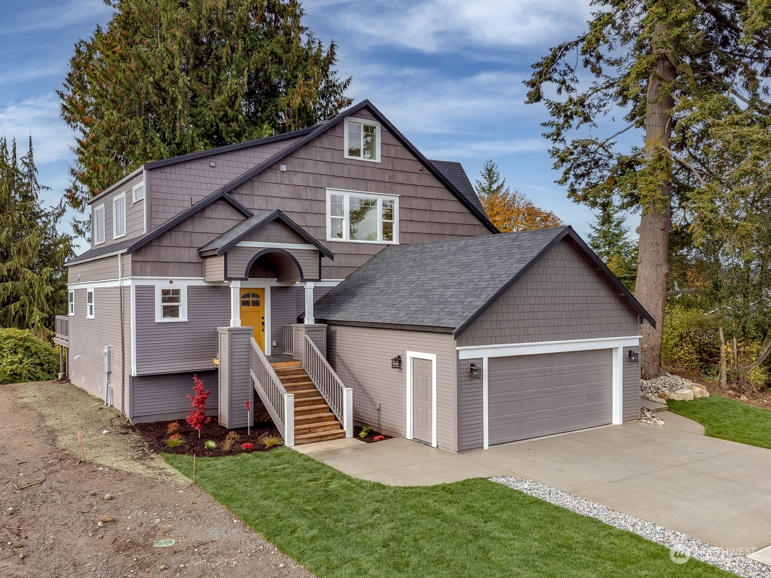 Property Photo:  1230 Hillcrest Drive  WA 98290 