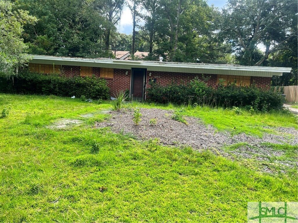 Property Photo:  2646 Evergreen Avenue  GA 31404 