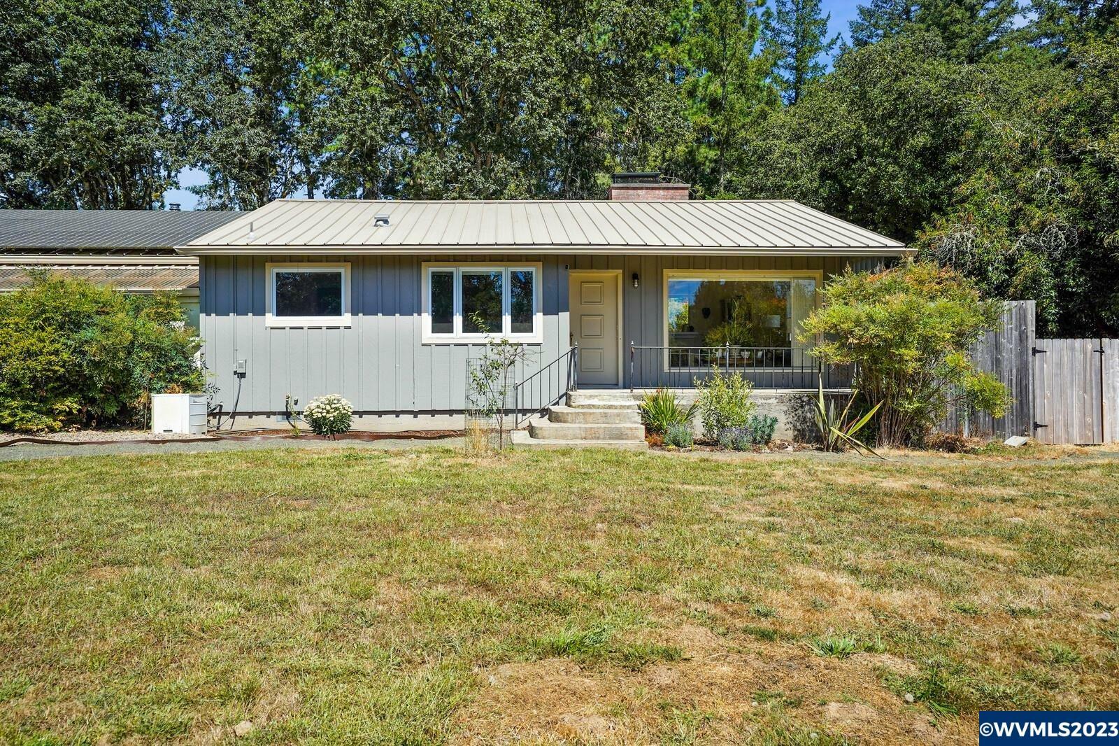 Property Photo:  995 NW Highland Terrace Av  OR 97330 