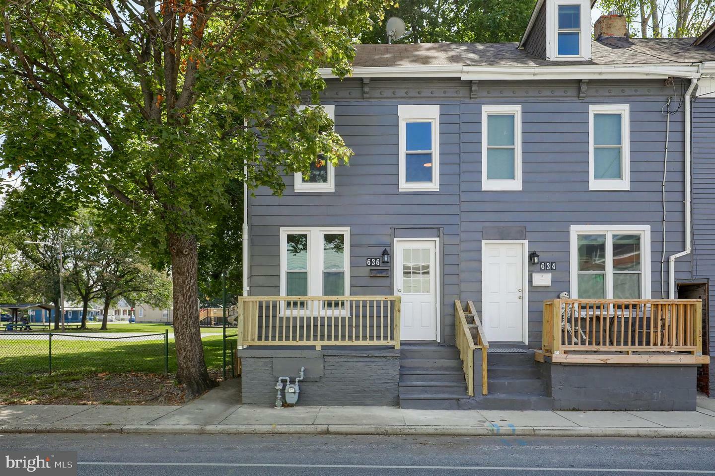 Property Photo:  636 E King Street  PA 17403 