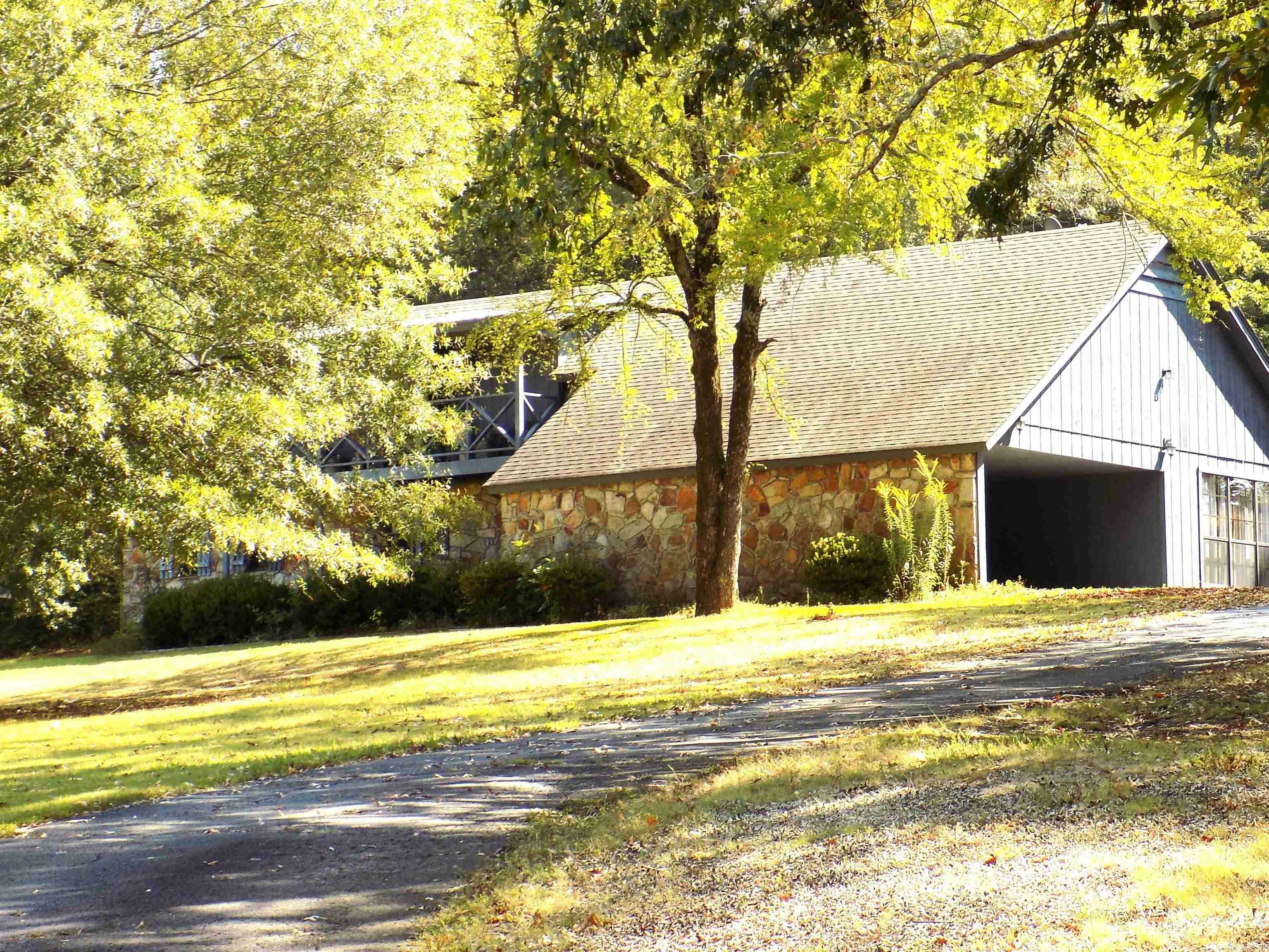 Property Photo:  10 Tapley Lane  AR 72058 