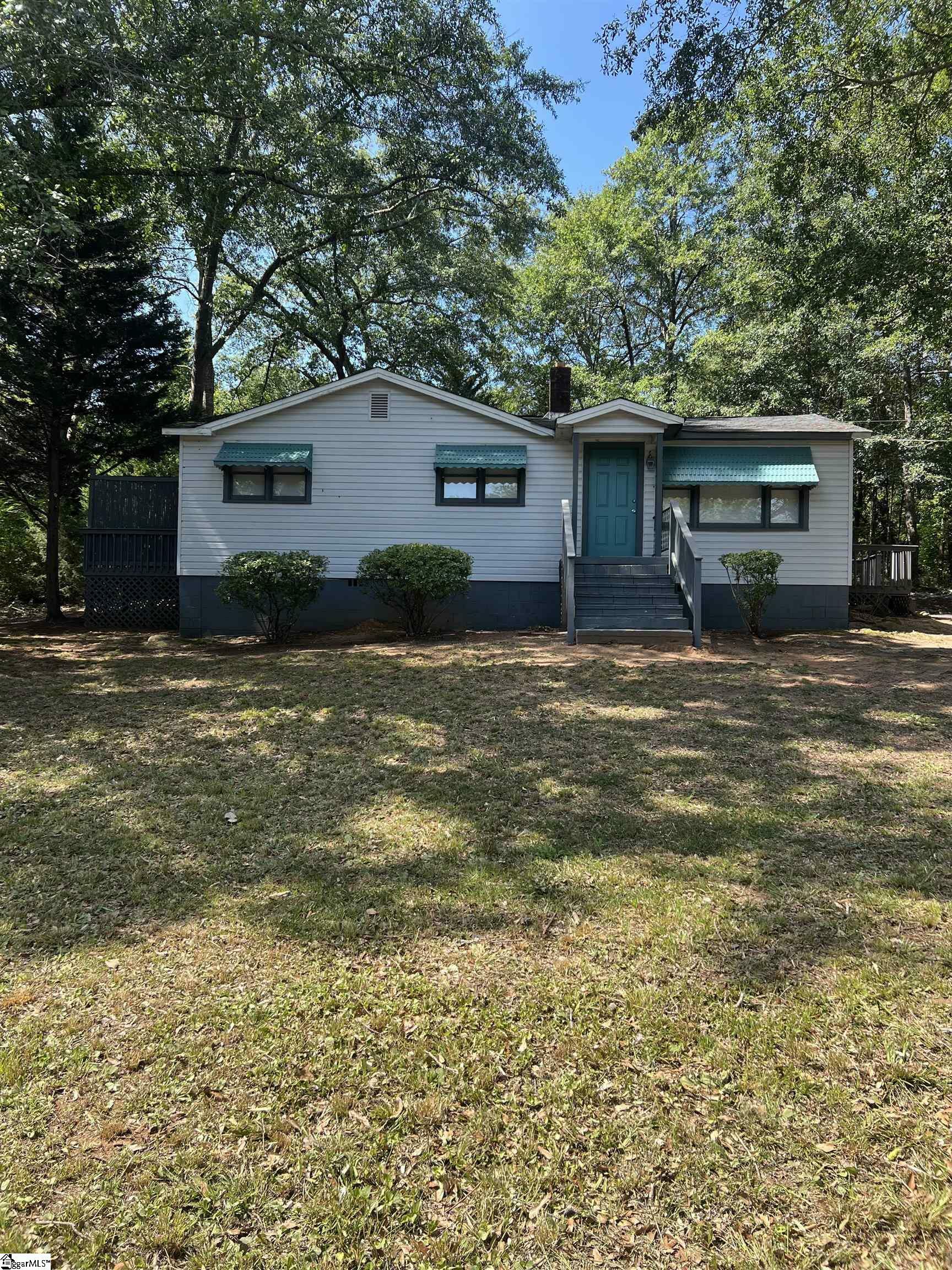 Property Photo:  5 Old Rutherford Road  SC 29687 