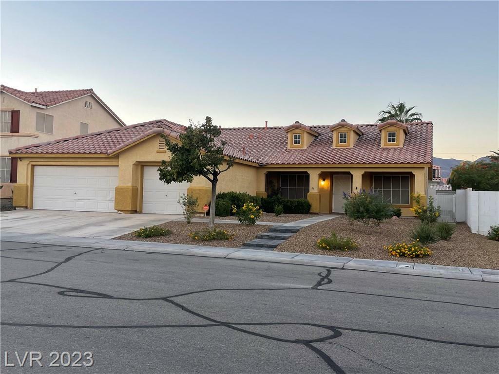 Property Photo:  818 Stable Glen Drive 0  NV 89031 