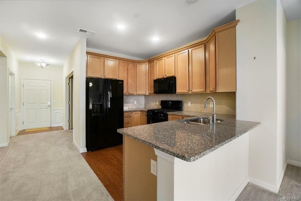 Property Photo: 15 Dickinson Place 3726 NY 10512