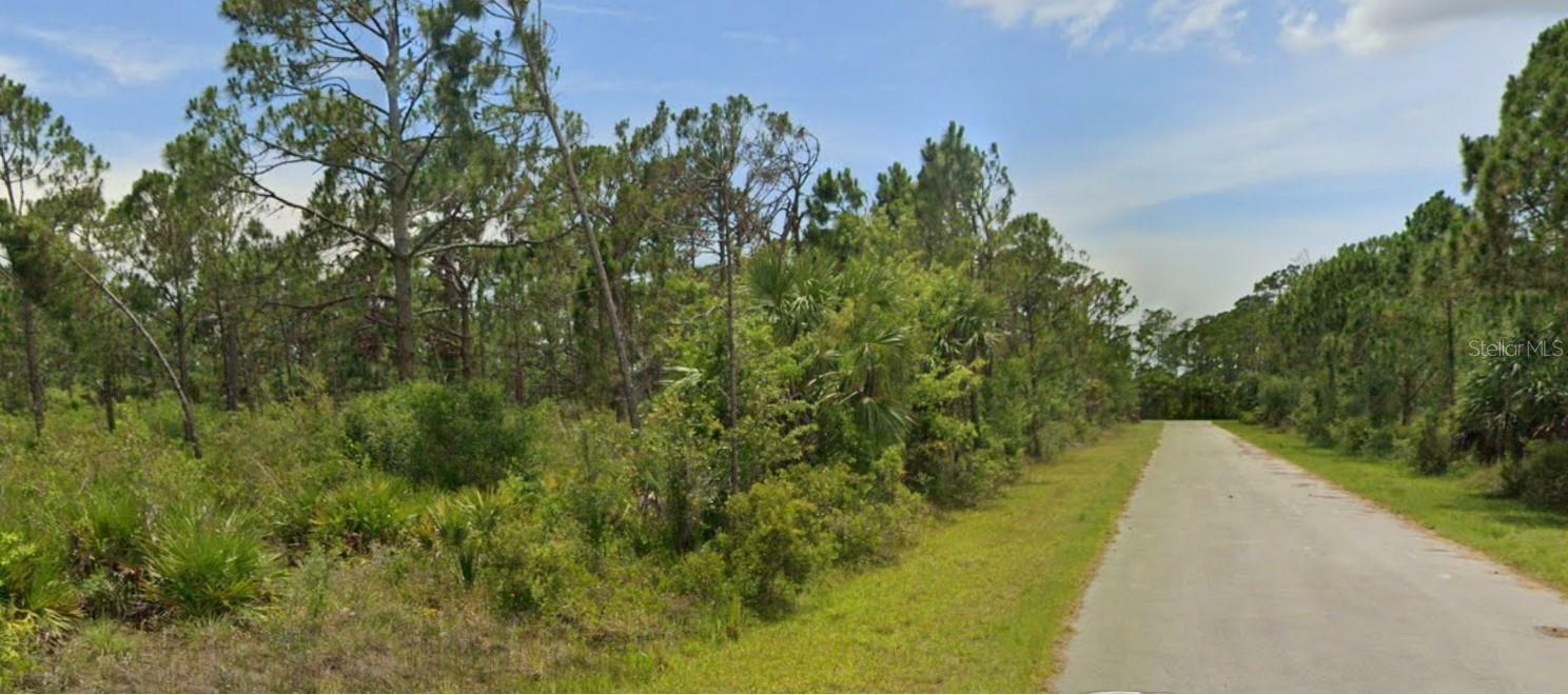 Property Photo:  13547 Lynbrook Avenue  FL 33953 