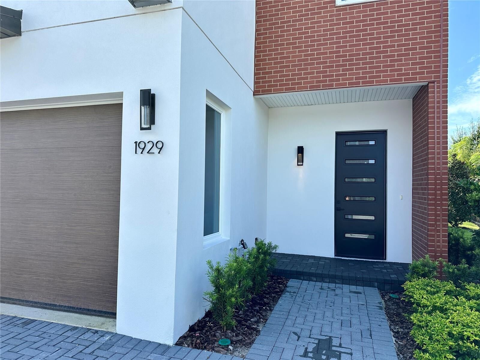 Property Photo:  1929 S Lakemont Avenue  FL 32792 