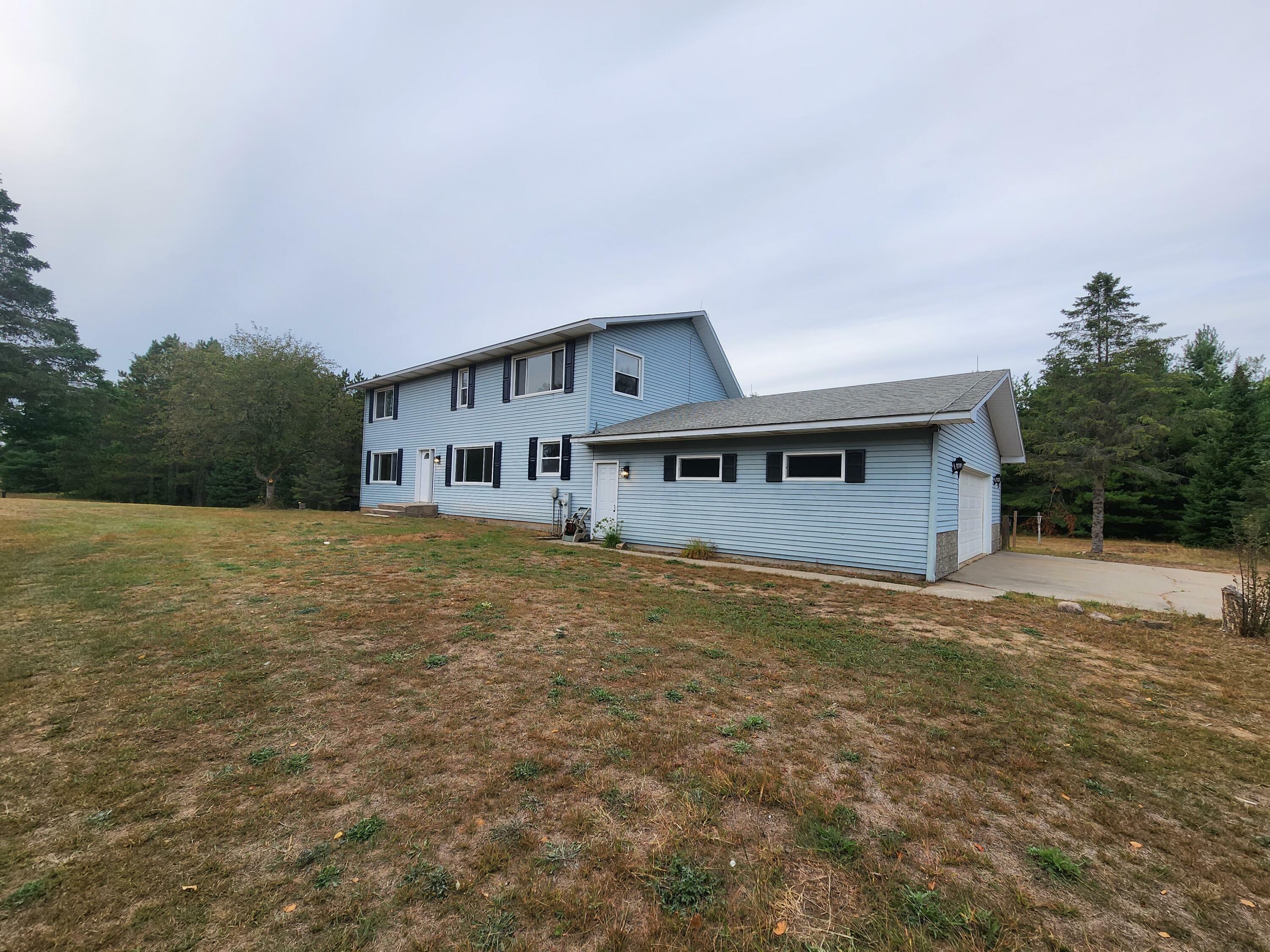 Property Photo:  3126 State Road 13 -  WI 53965 