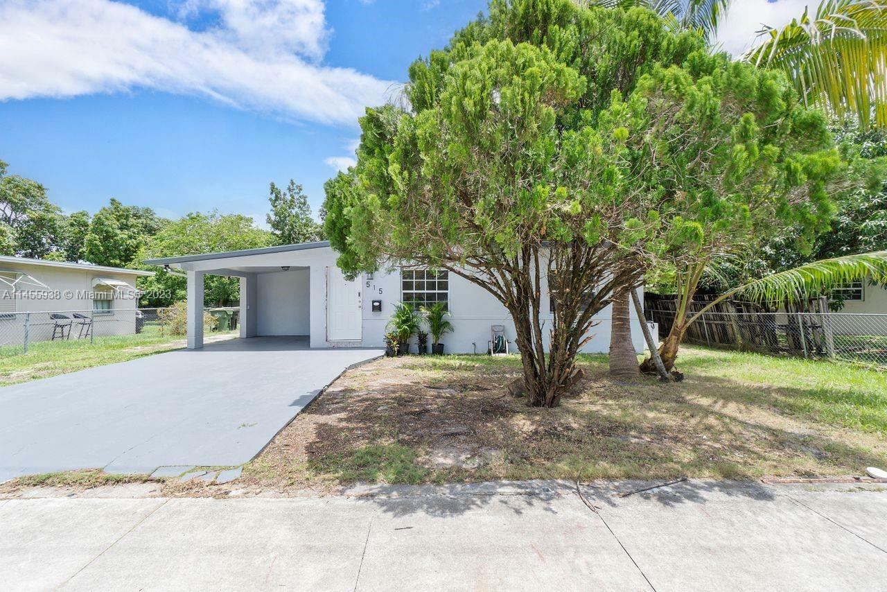 Property Photo: 515 Opa Locka Blvd 1 FL 33168