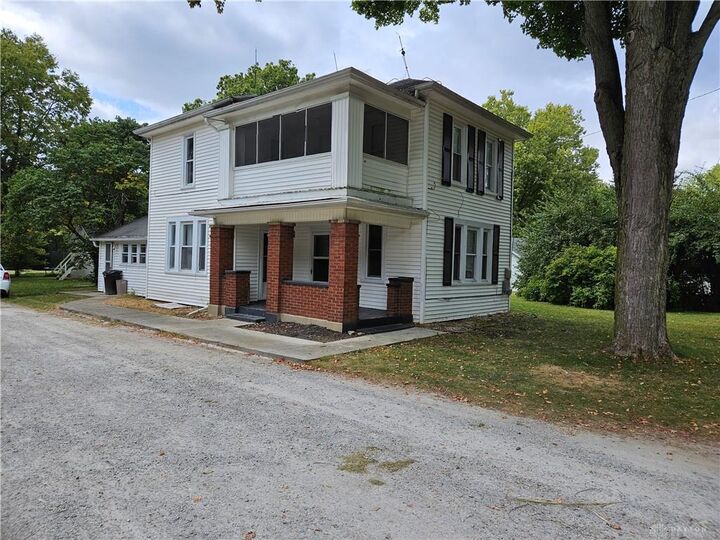3807 New Carlisle Pike  Springfield OH 45504 photo