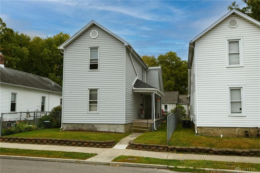 Property Photo: 256 Union Street OH 45373
