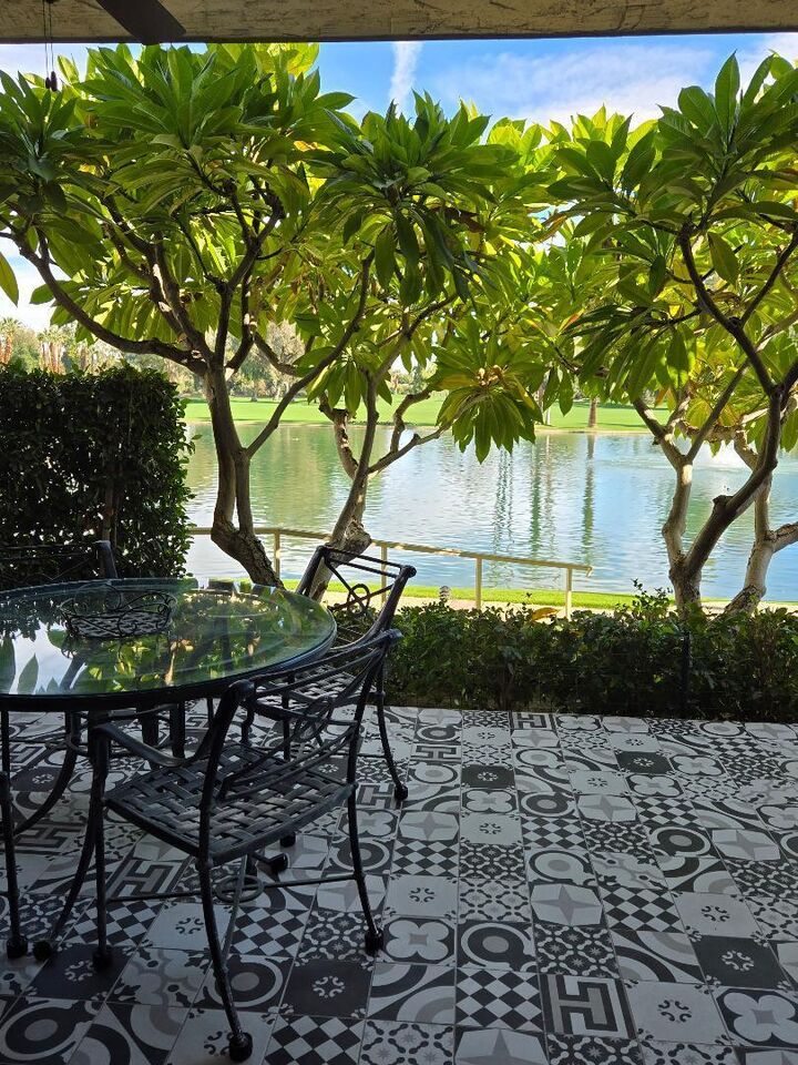 Property Photo: 910 Island Drive 113 CA 92270