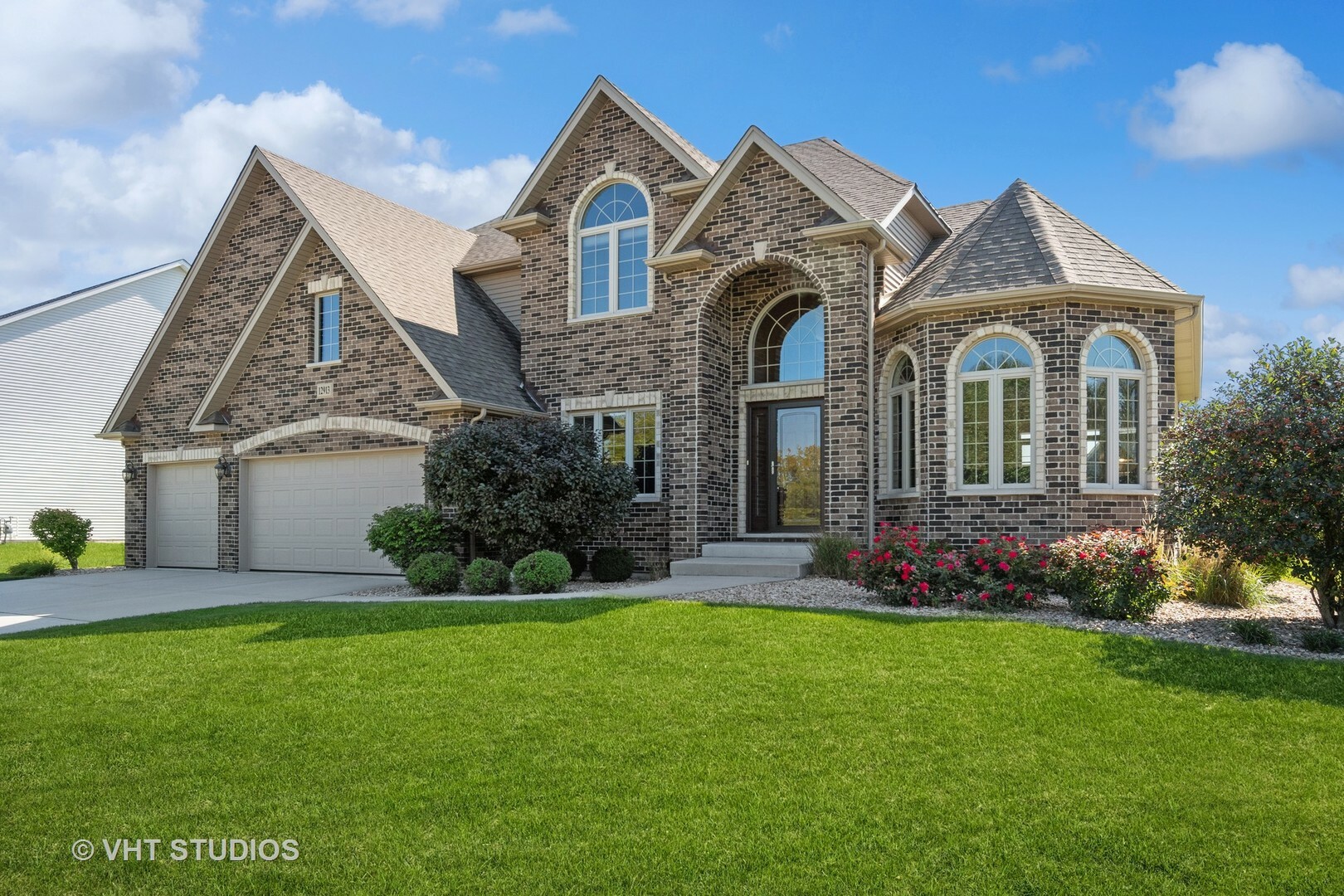 Property Photo: 12913 Timber Wood Circle IL 60585
