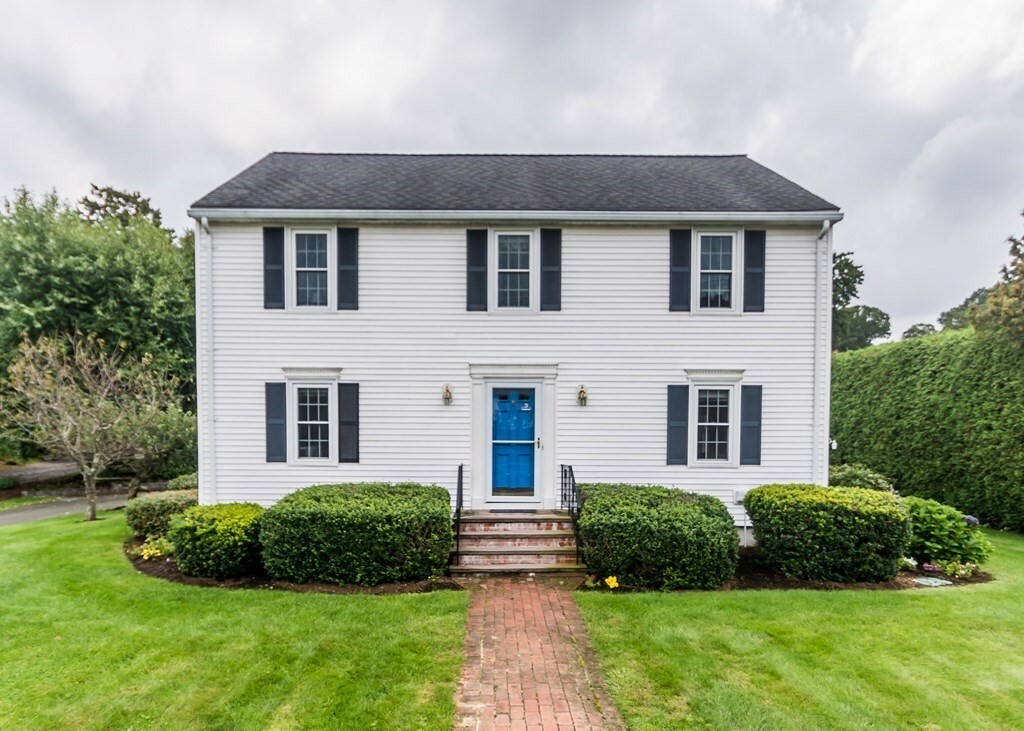 Property Photo: 13 Sherbourne Place MA 02451