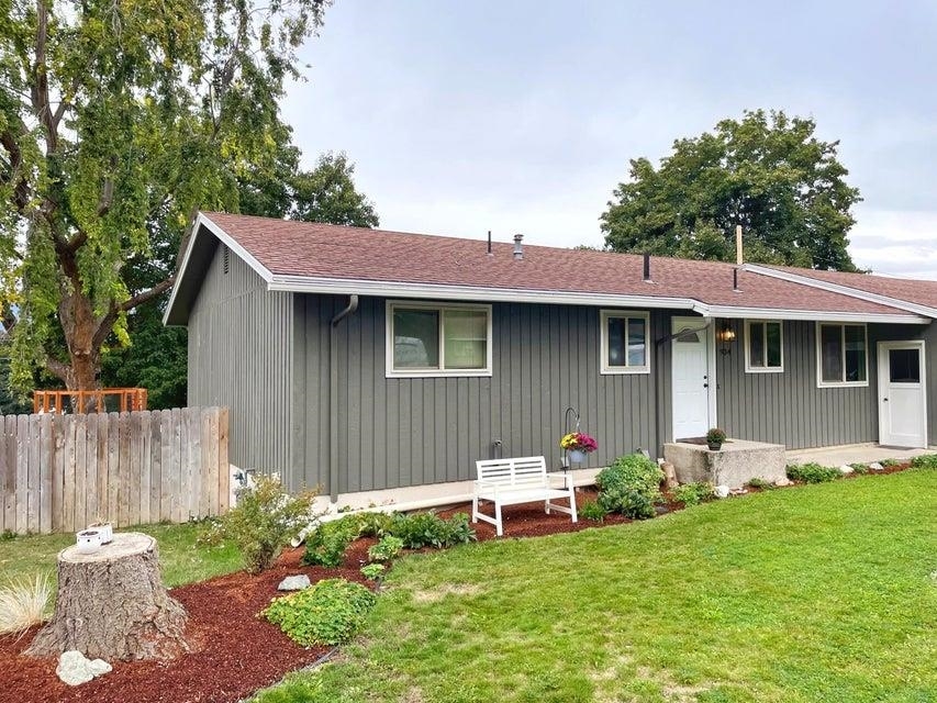 Property Photo:  934 S Rae St  WA 99114-0000 