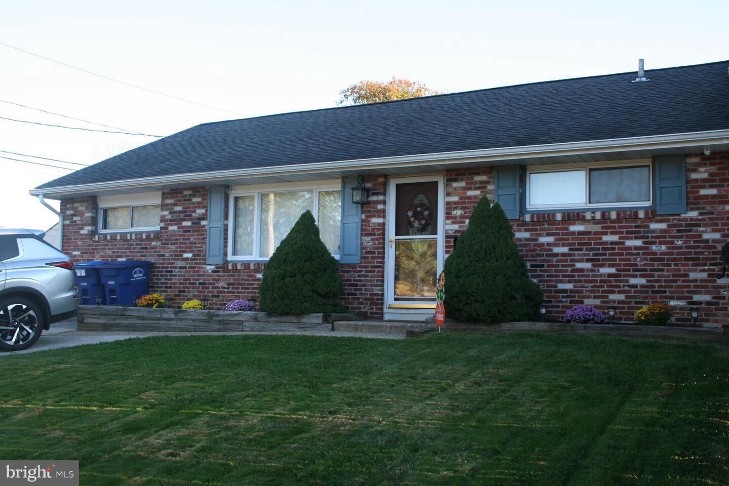 Property Photo:  523 S Maple Avenue  NJ 08052 