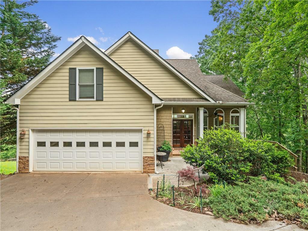 Property Photo: 809 Lake Arrowhead Drive GA 30183