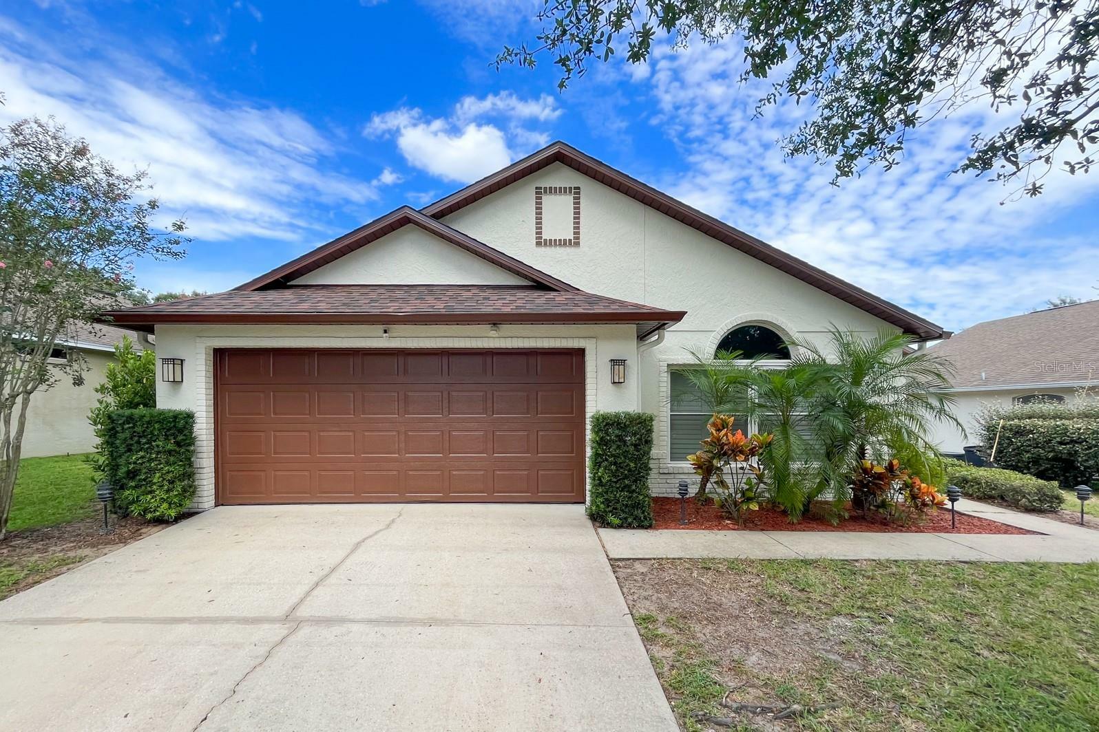 Property Photo:  25401 Ironwedge Drive  FL 32776 