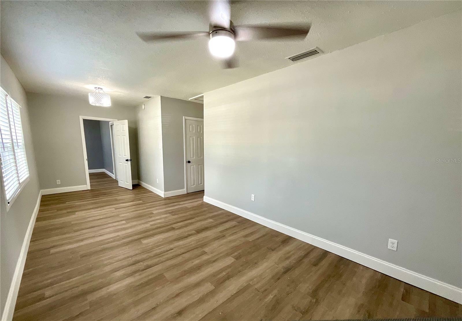 Property Photo:  2720 53rd Avenue N  FL 33714 