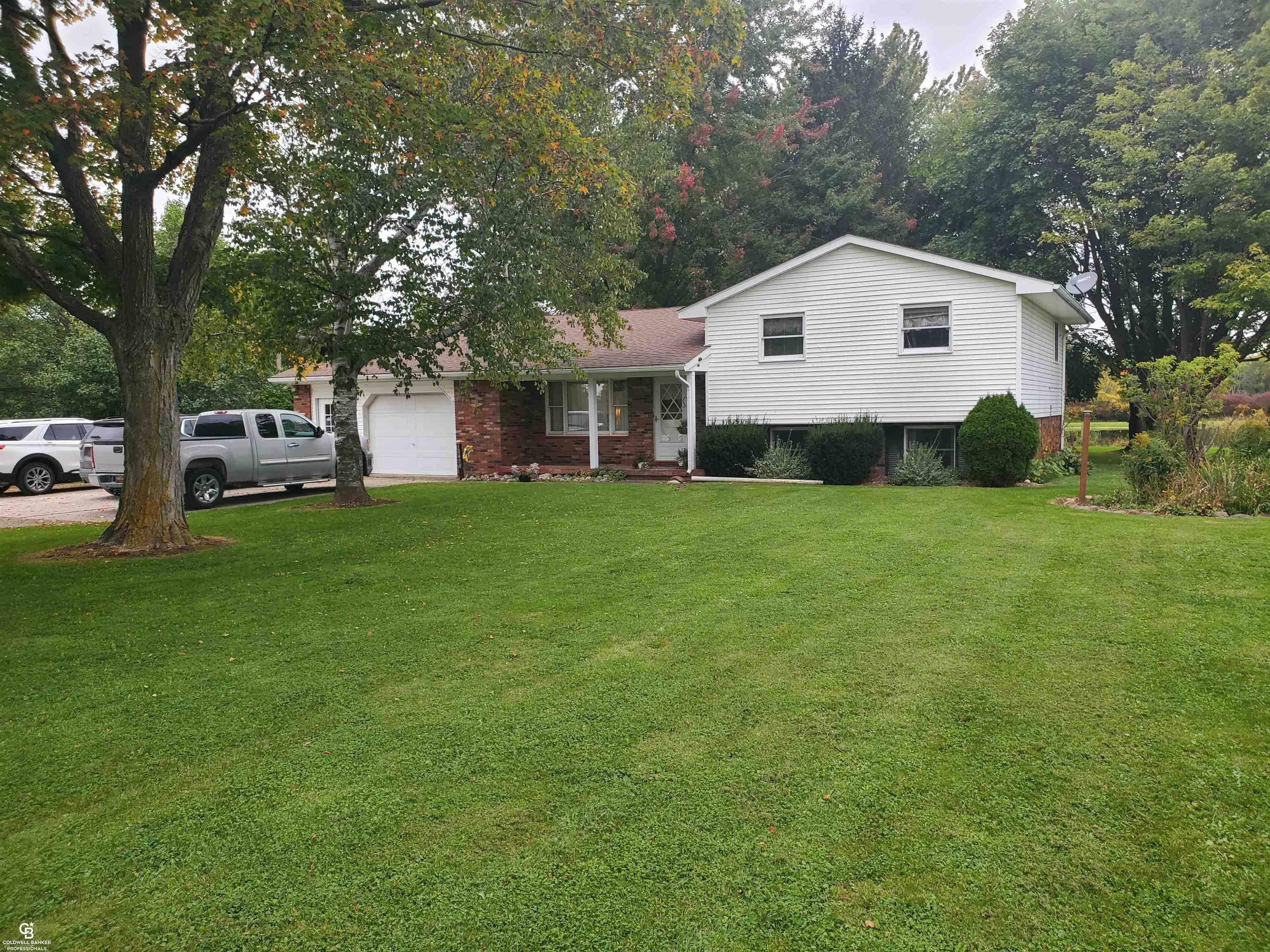 Property Photo:  10430 Foley  MI 48006 