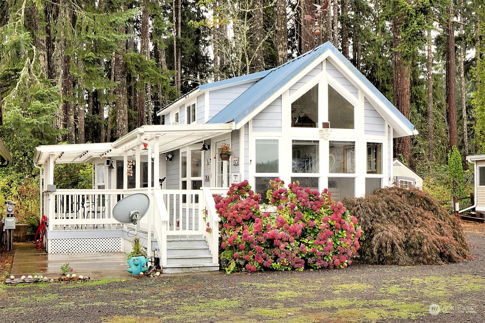 Property Photo: 21110 N Hwy 101 #2 (3) WA 98548