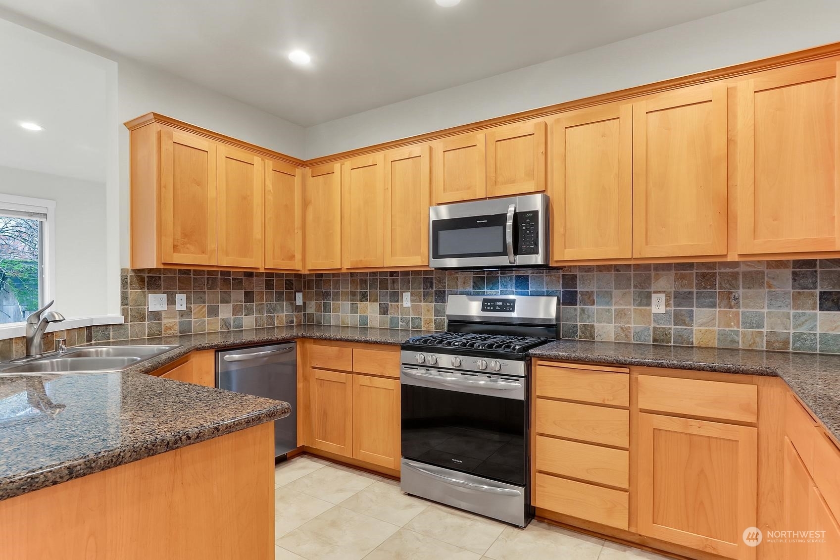 Property Photo: 3431 158th Place SW A WA 98087
