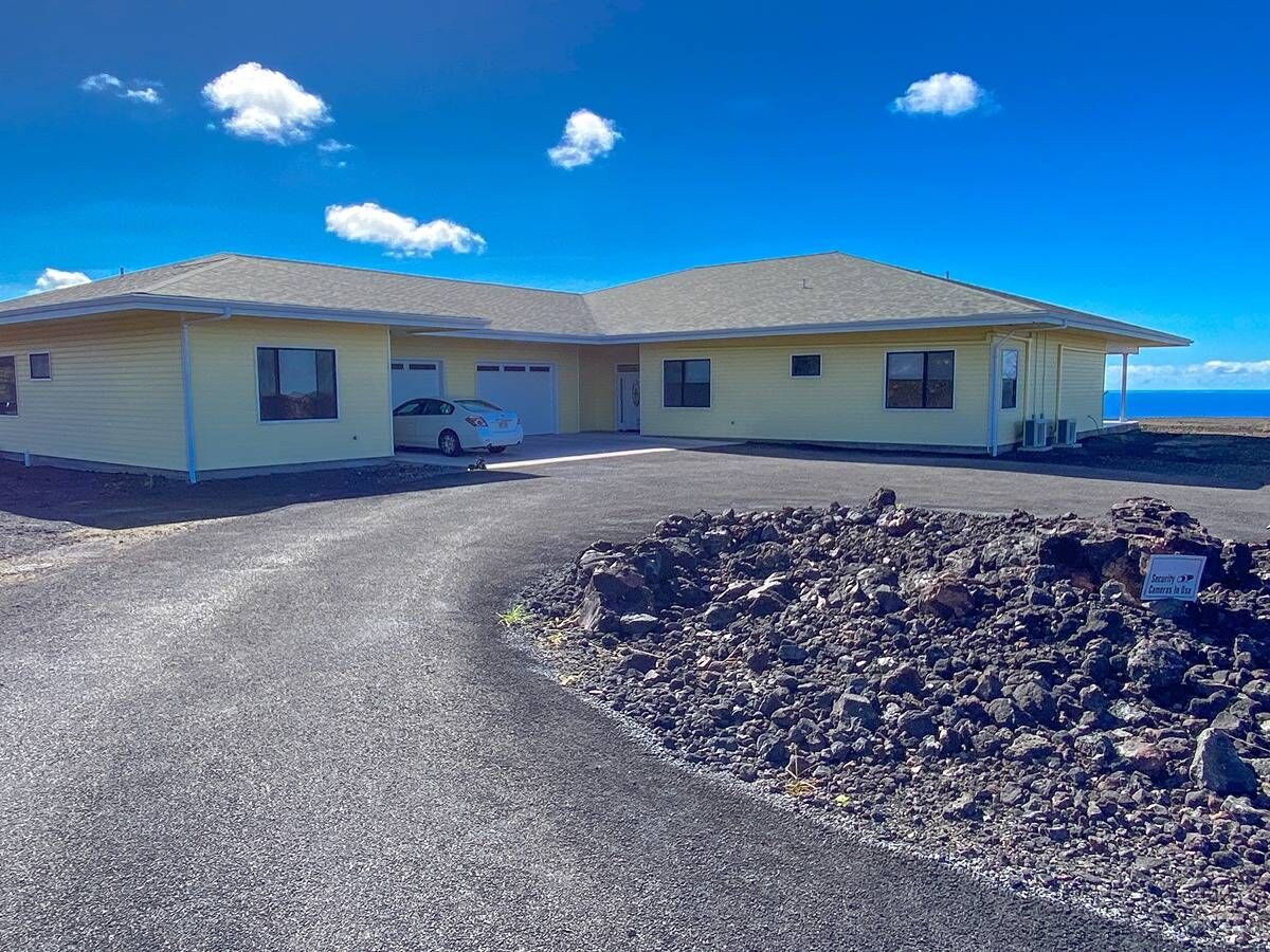 Property Photo:  92-8831 Lanikai Dr  HI 96737 
