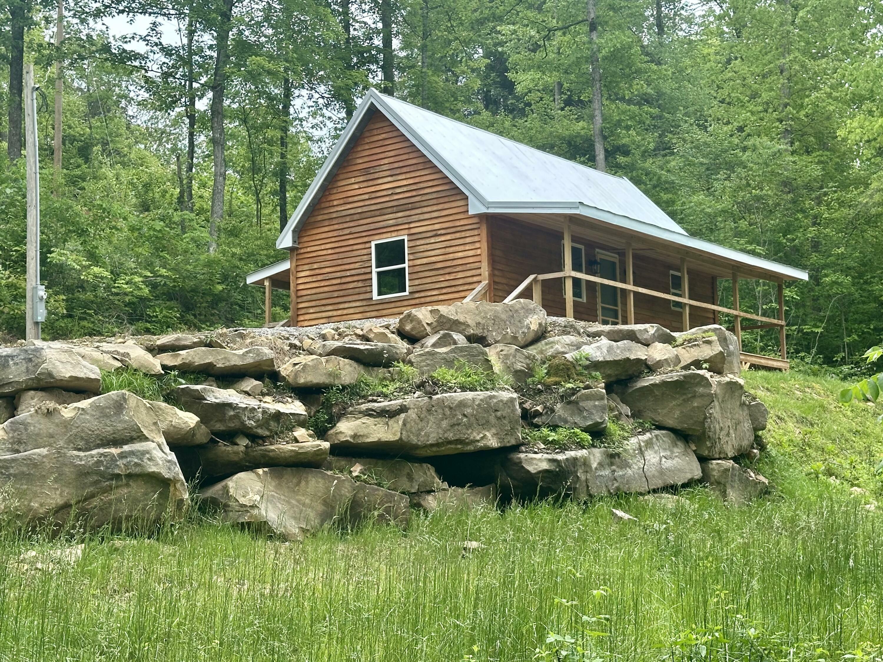 Property Photo: 1807 Baldwin Road KY 40447