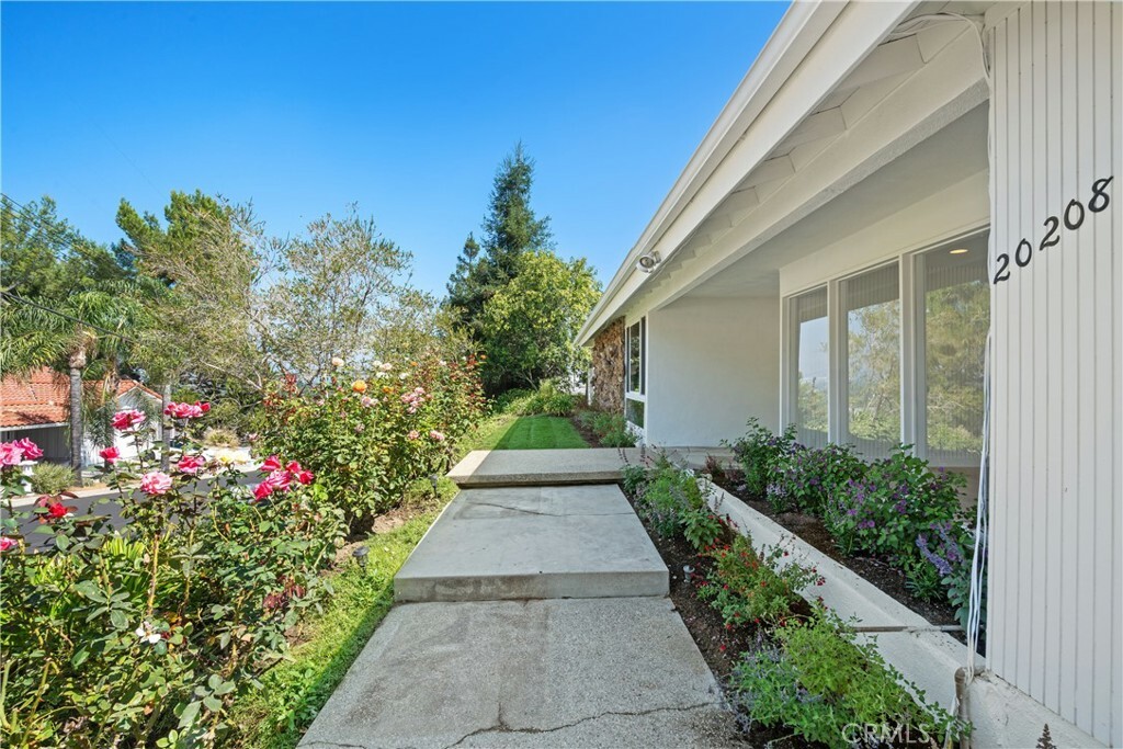 Property Photo: 20208 S Delita Drive CA 91364