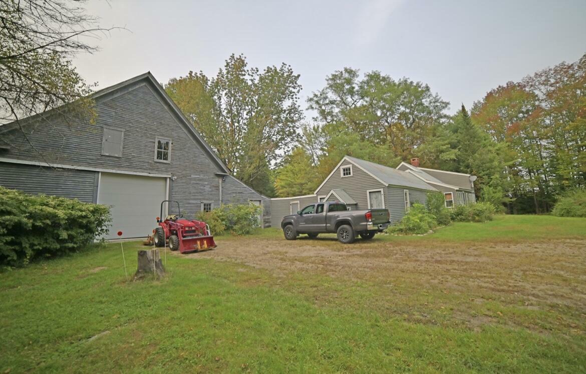 Property Photo:  76 Mount Henry Road  ME 04009 