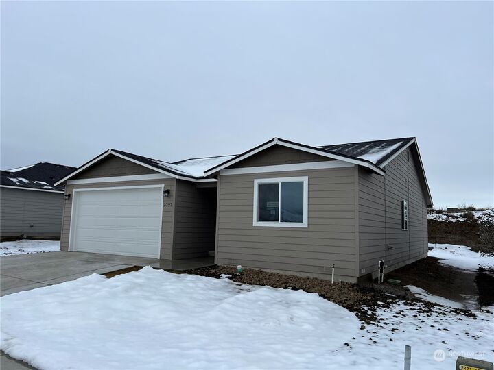 Home for sale in East Wenatchee 2397 SE 3rd Street, East Wenatchee, WA