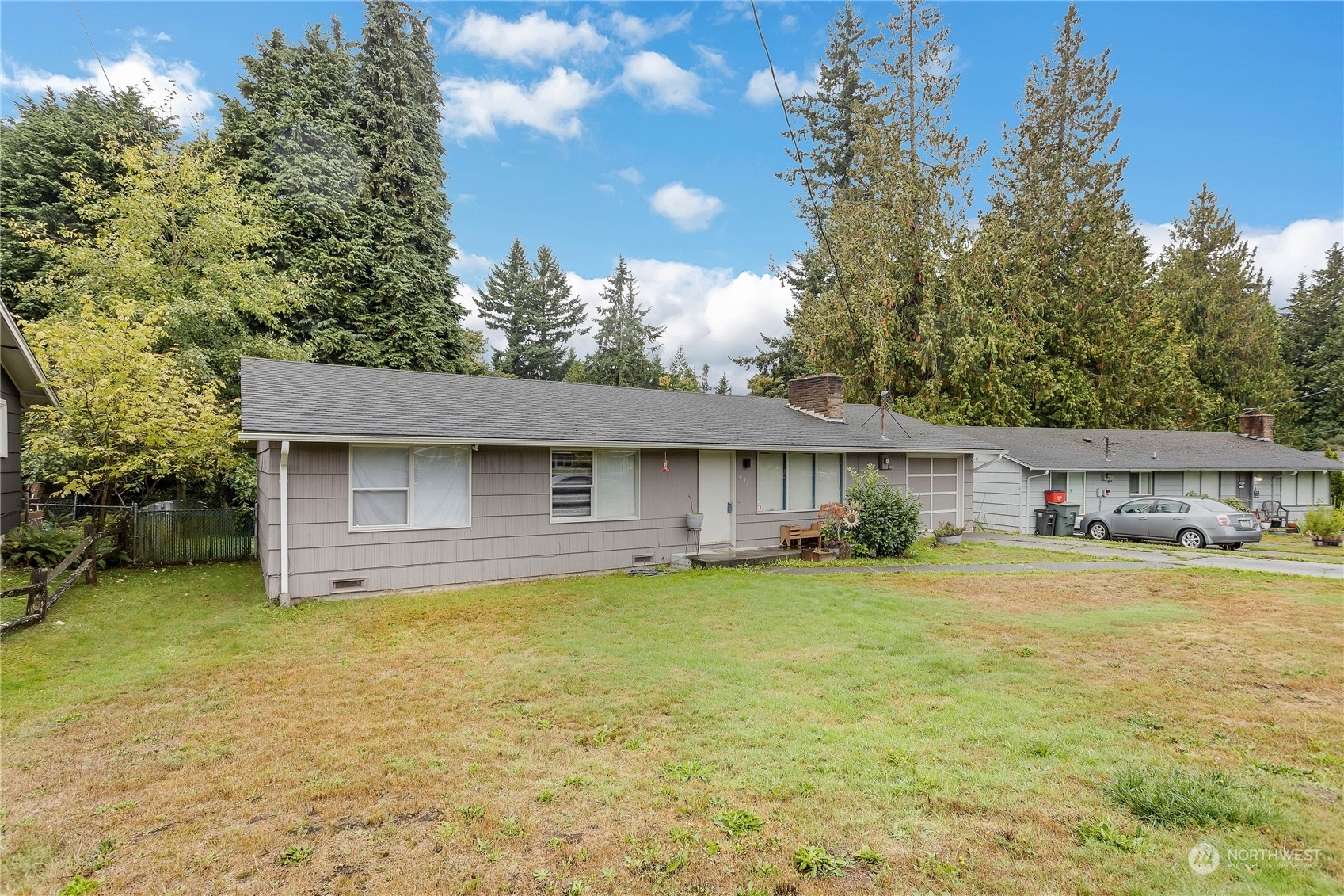 Property Photo:  4944 Vista Place  WA 98203 