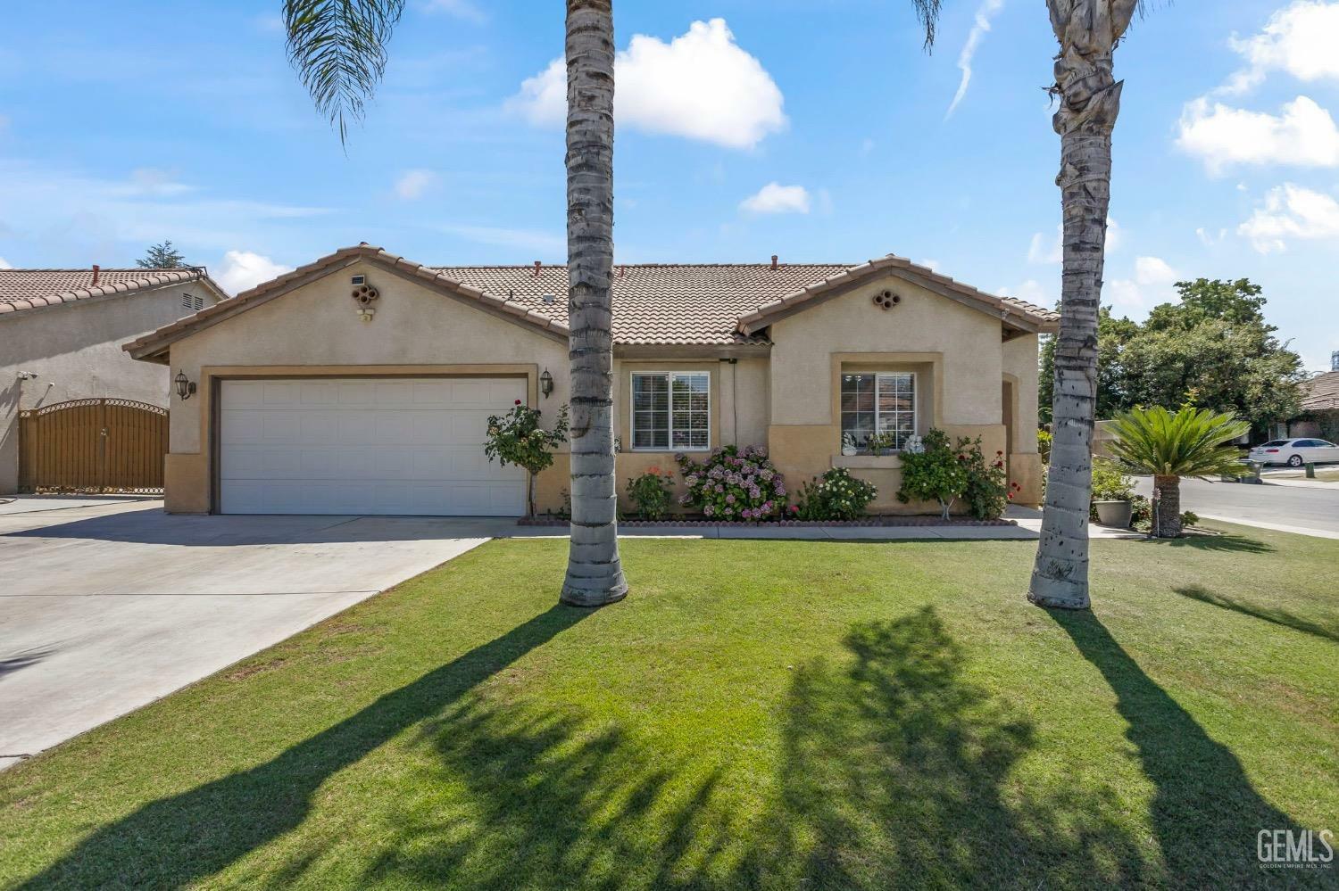 Property Photo:  4200 Almond Grove Lane  CA 93312 