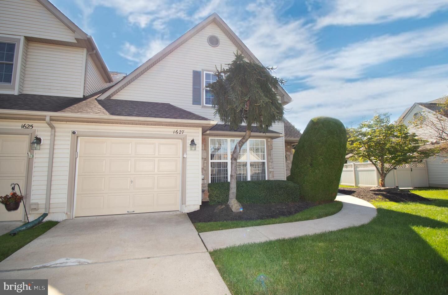 Property Photo: 1627 Yorktown Road 53 PA 18929