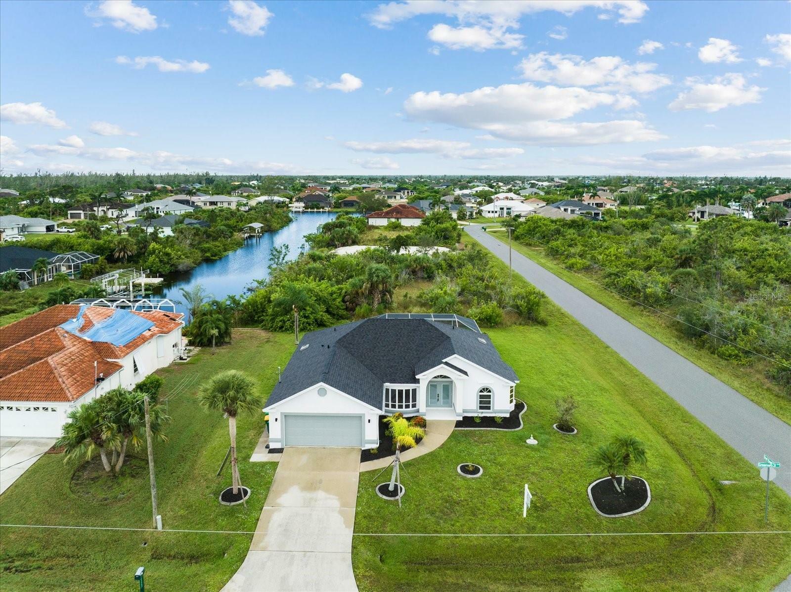 Property Photo: 15447 Greenwood Avenue FL 33981