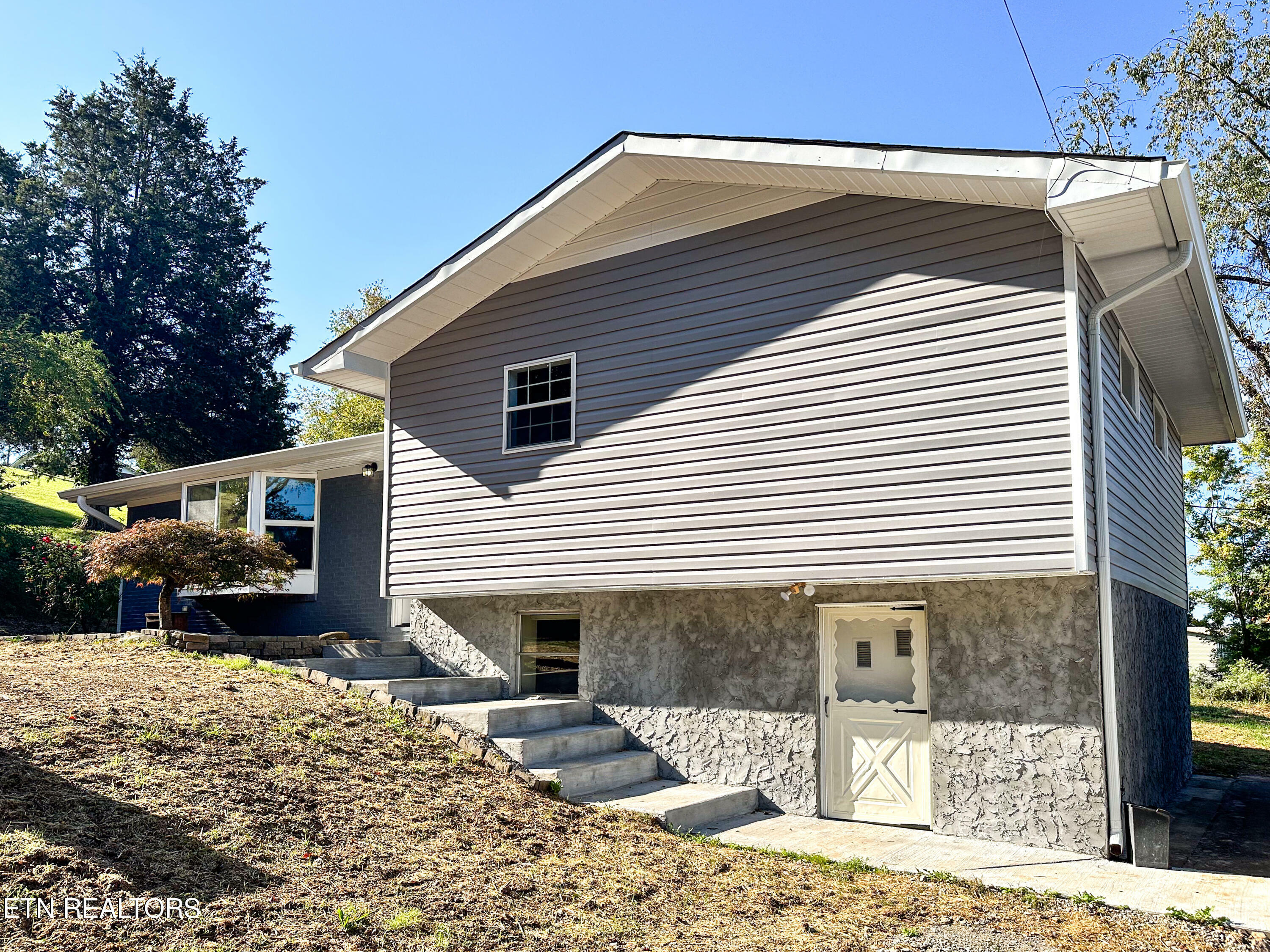 Property Photo: 180 Clarence Lane TN 37752