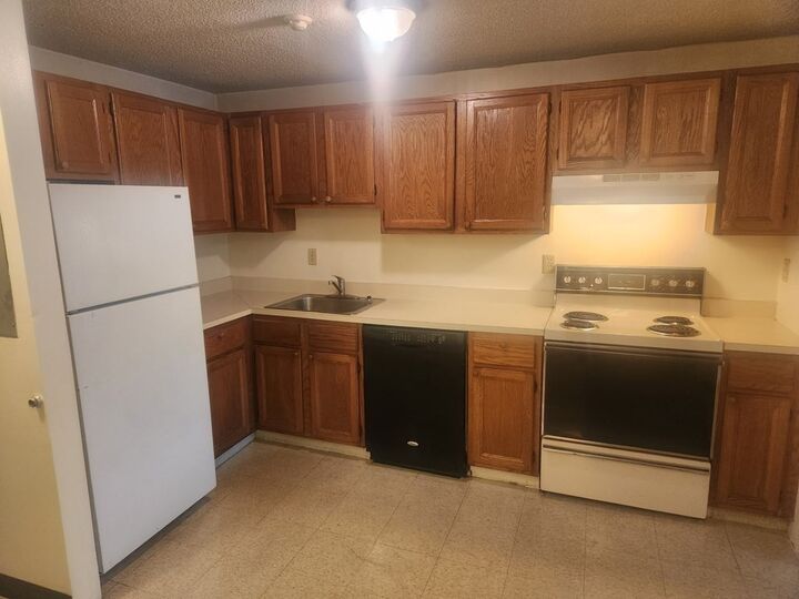 Property Photo: 135 Union Street 26 MA 01453