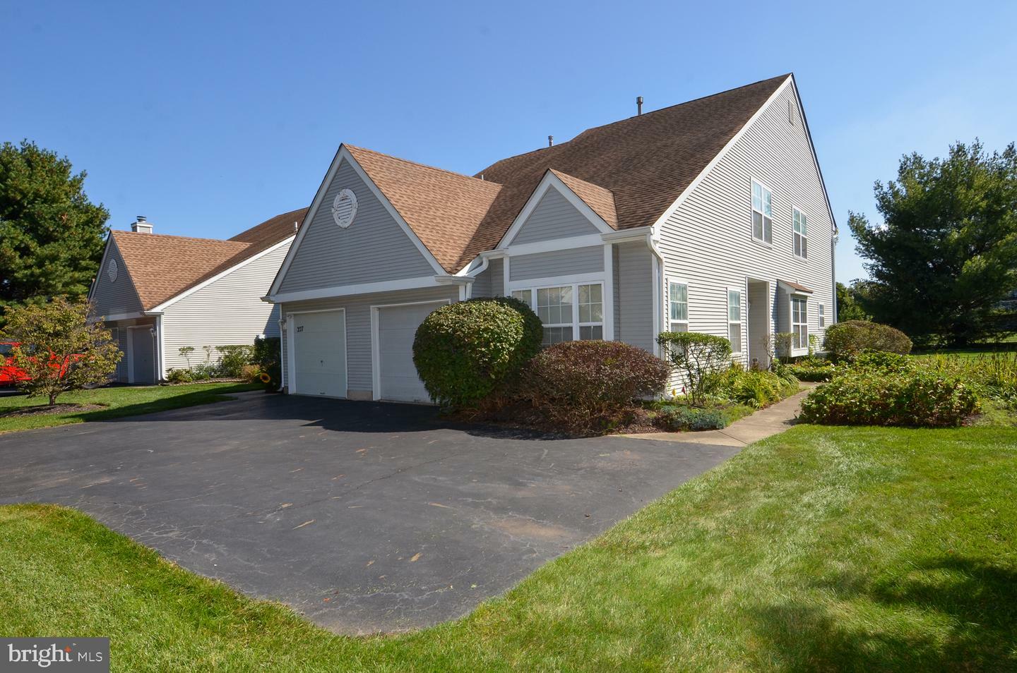 Property Photo:  229 Birch Hollow Drive  NJ 08505 