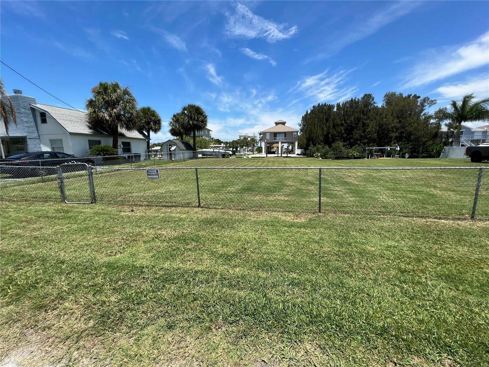 Property Photo:  6657 Seaview Boulevard  FL 34667 