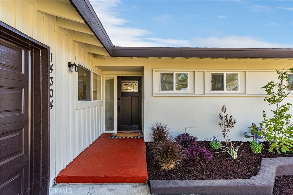 Property Photo:  14304 Whiterock Drive  CA 90638 