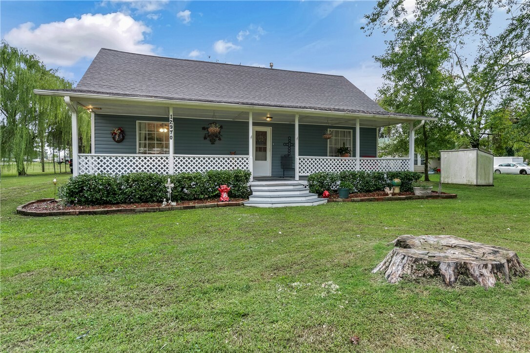 Property Photo:  12970 Leonard Road  AR 72736 