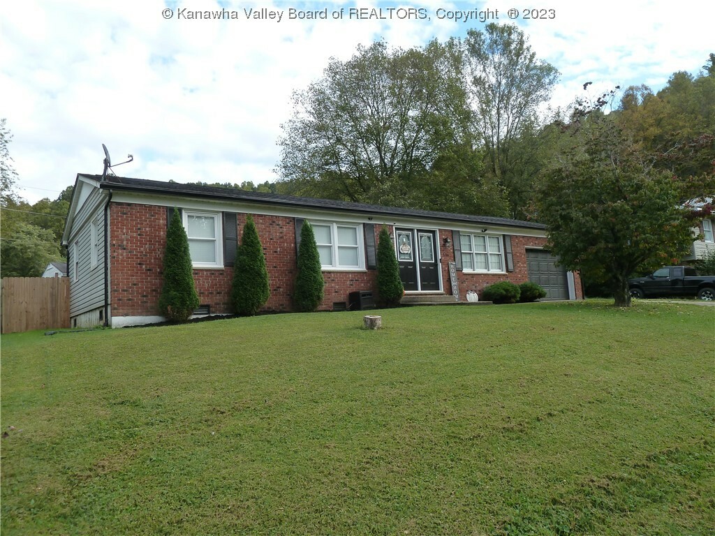 Property Photo:  106 Bluegrass Lane  WV 25526 