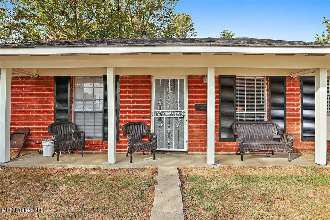 Property Photo:  2605 W McDowell Road Road  MS 39204 