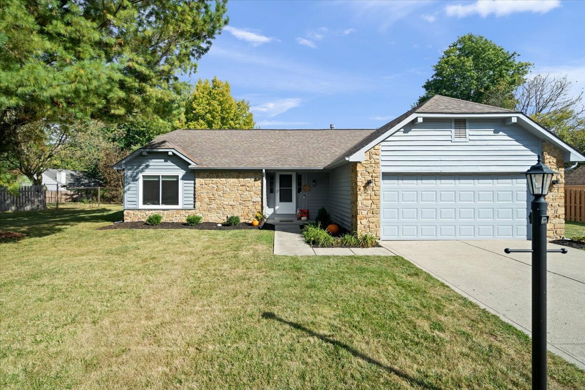 108 Hickorywood Court  Brownsburg IN 46112 photo