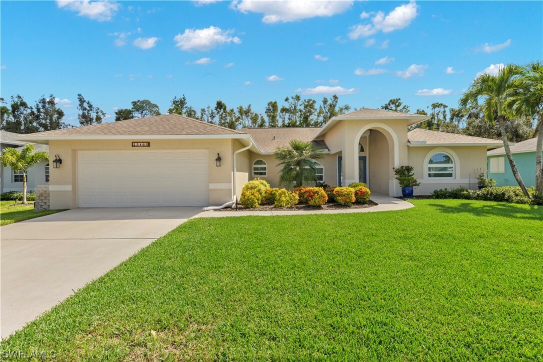 Property Photo:  23463 Olde Meadowbrook Circle  FL 34134 