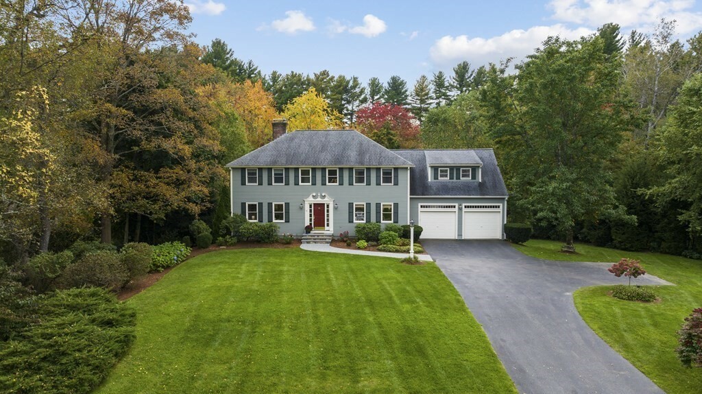 Property Photo:  10 Blossom Lane  MA 01778 