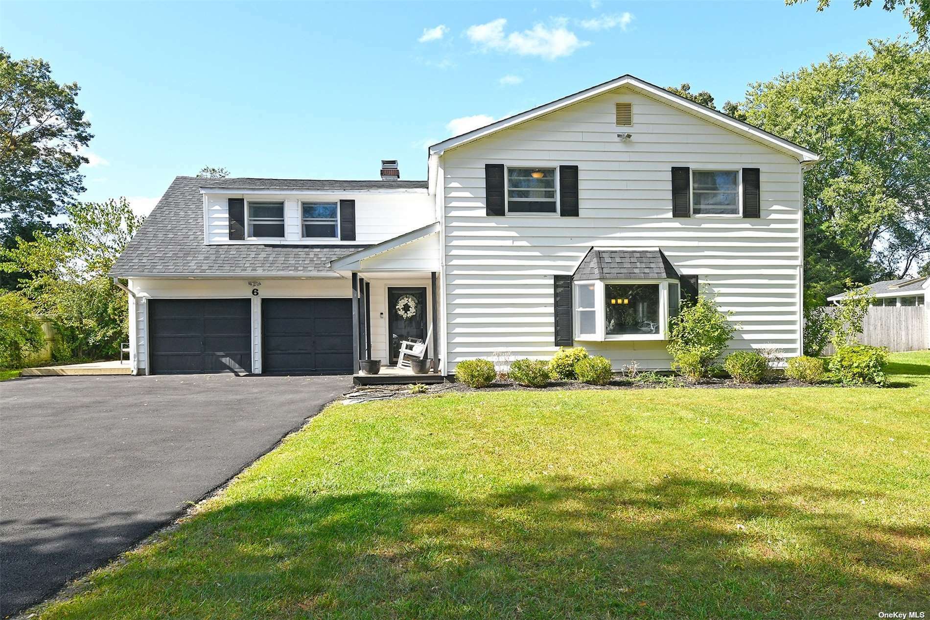 Property Photo:  6 Matsunaye Drive  NY 11763 