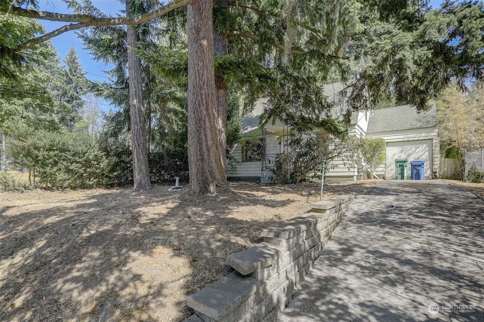 2 bed Seattle home for sale 13032 30th Avenue NE, Seattle, WA 98125