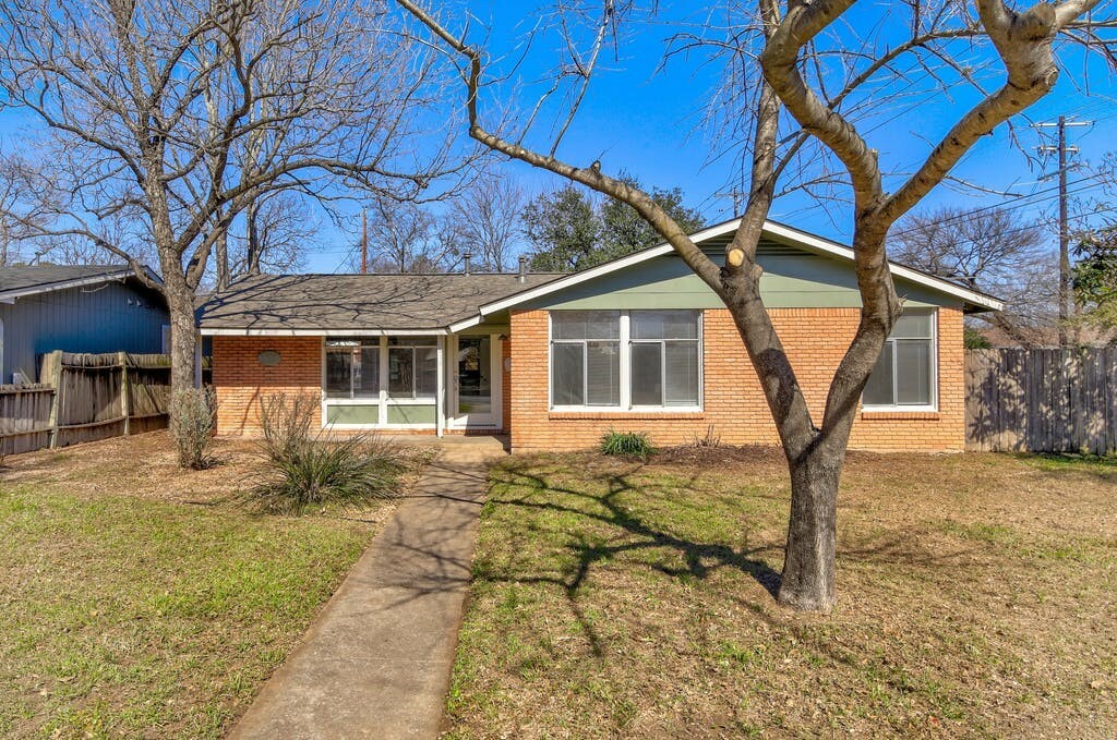 Property Photo:  1614 Westmoor Drive  TX 78723 